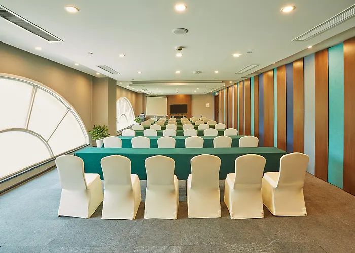 Holiday Inn Express Nanjing Xuanwu Lake By Ihg