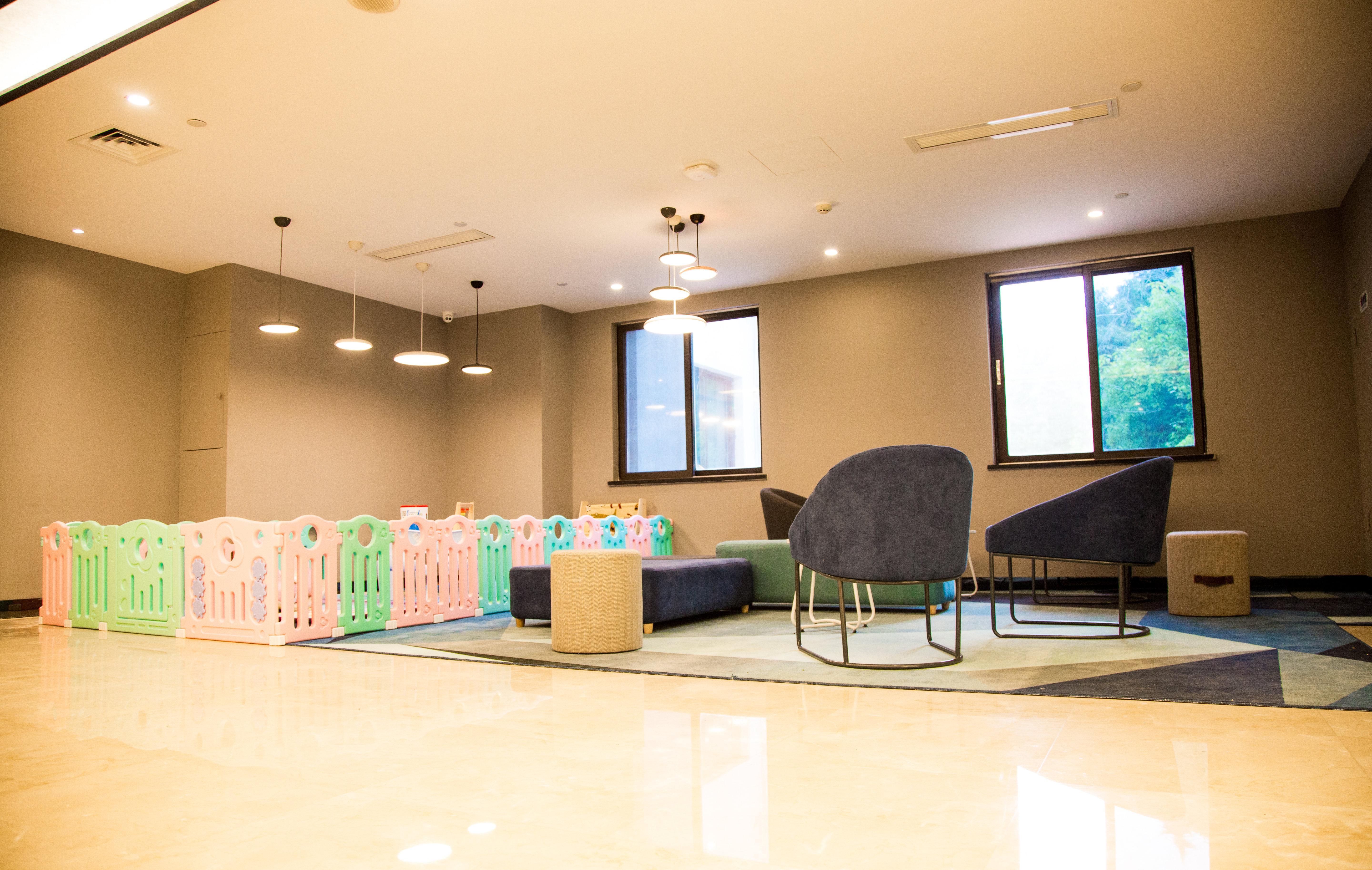 Express Nanjing Xuanwu By Ihg Hotel Nanjing (Jiangsu)